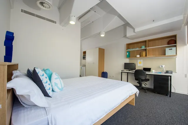 UniLodge @ UC – Weeden Lodge