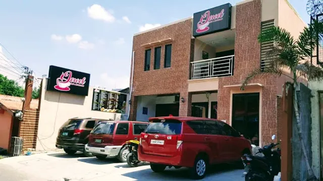 Jewel Café & Restaurant