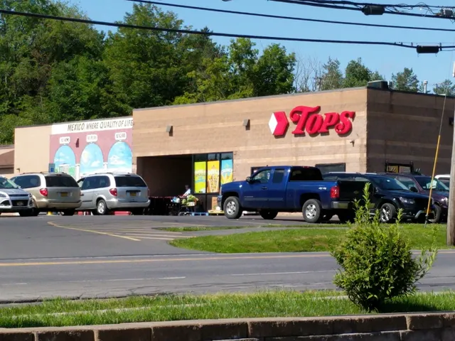 Tops Friendly Markets