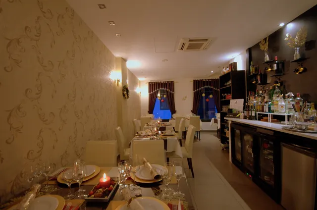 Amigos Restaurant & Roof Terrace