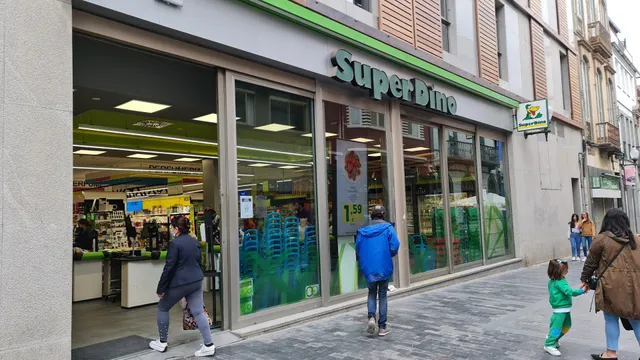SuperDino supermarket