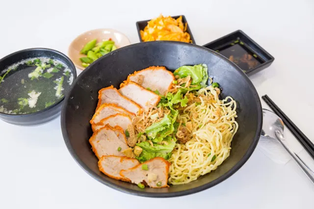 Tiệm Ăn Chợ Lớn