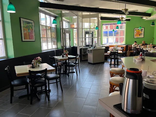 Savanna Breakfast & Lunch Lakeview