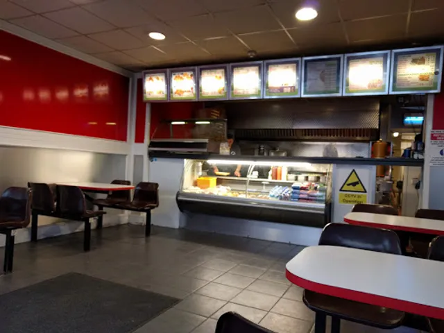 Chicken & Pizza Land