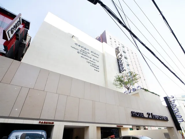 Hotel 2 Heaven Jongno