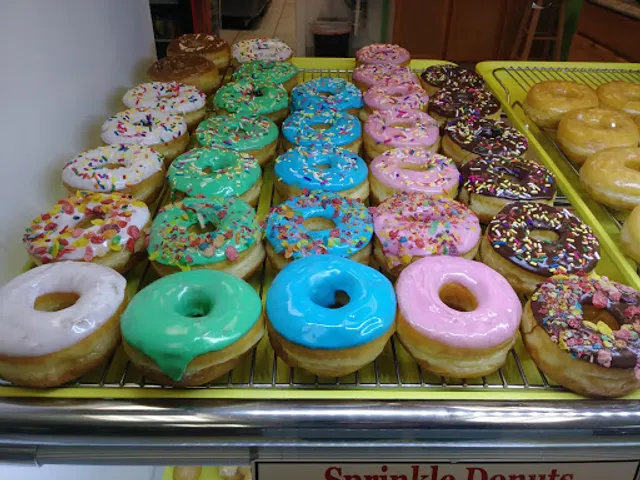 Fresh & best donuts