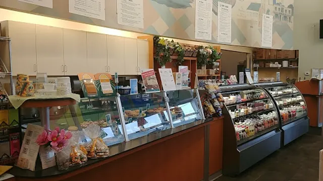 Between Rounds Bakery Sandwich Café