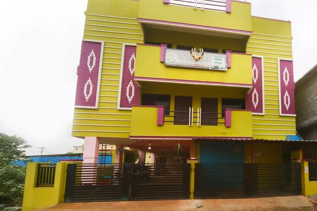 OYO Flagship 61202 City Towers