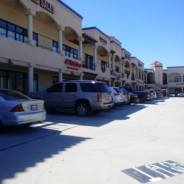 Alosta Shopping Plaza