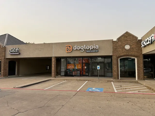 Dogtopia of Coppell
