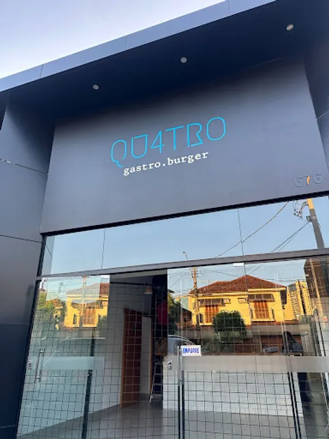 Delivery QU4TRO Gastroburger