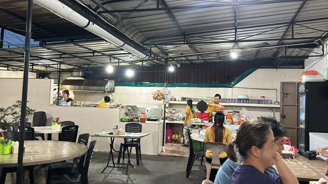 Rumah Makan Mickey Mouse 66