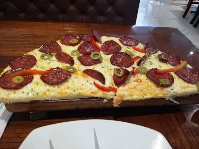 Totos Pizza