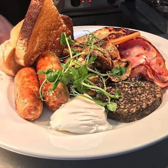 Maggie's Bar & Kitchen