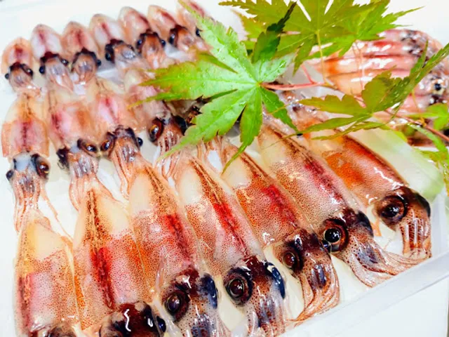 鮨と海鮮 すずくら