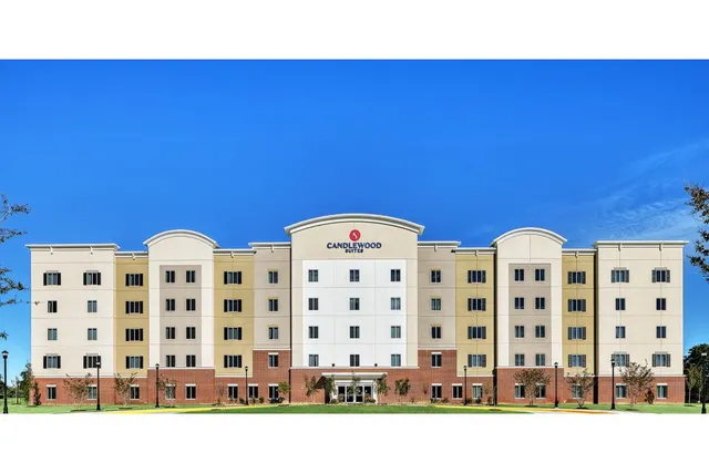 Candlewood Suites Building 2250