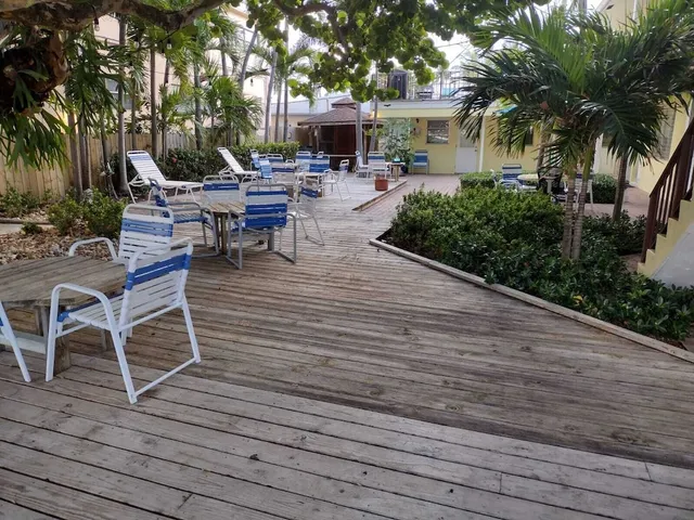 Sea Echo Apartment Motel