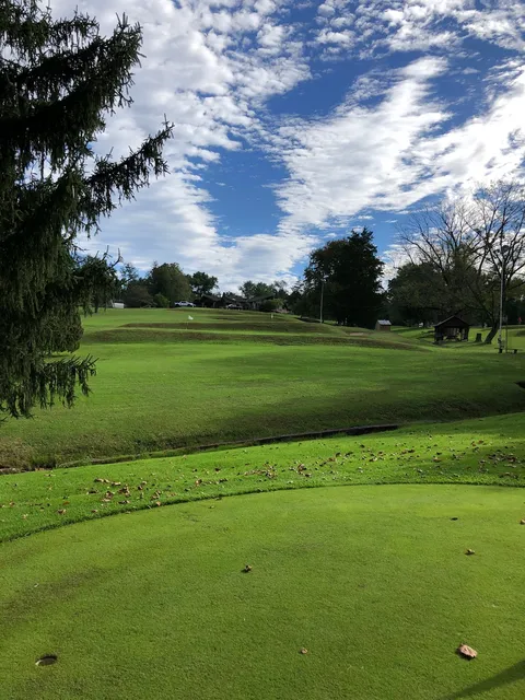 Springside Par 3 Golf Course