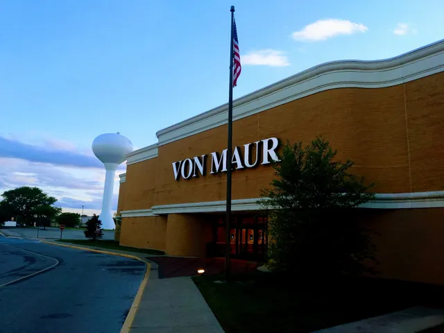 Von Maur