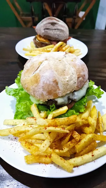 Brejaria Breja e Burguer