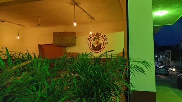 Bar “El barril del chavo”.