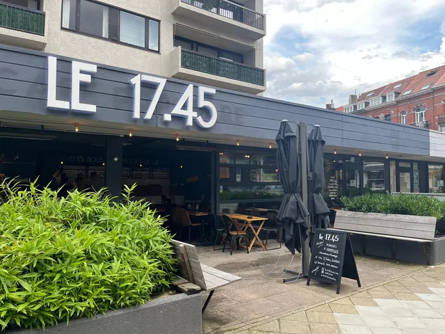 Le 17.45 Ixelles - Planches à Composer