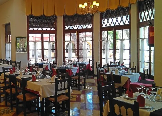 Hotel - Restaurante El Prat