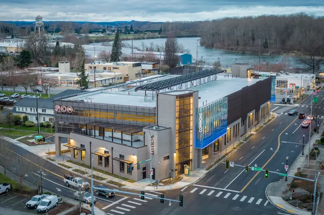 Mount Vernon Library Commons