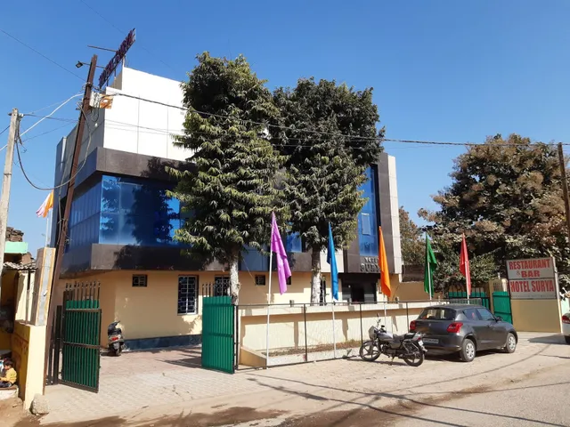 Surya hotel unao road datia