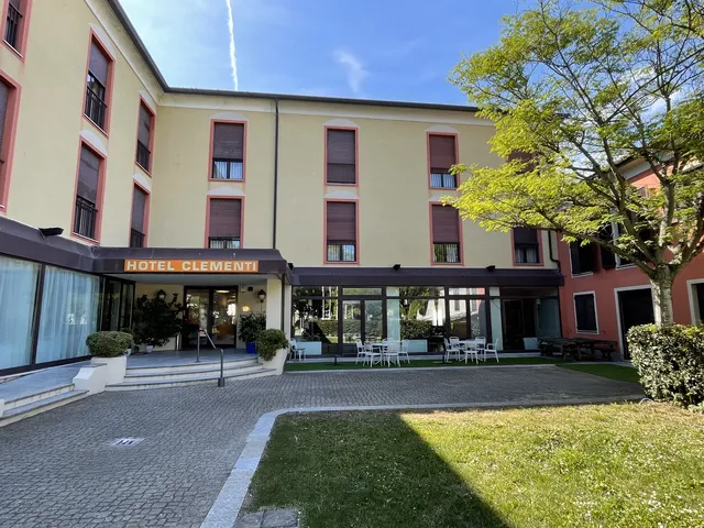 Hotel Clementi