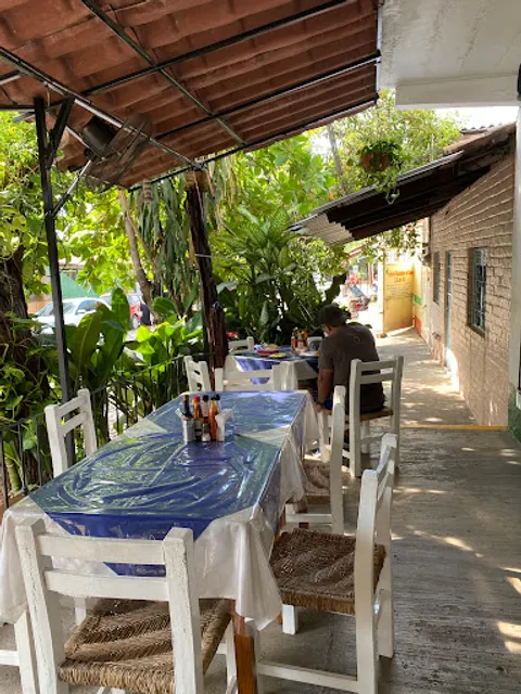 Marisqueria Los Lirios