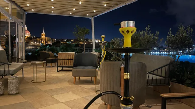 Picasso Nergili Lounge