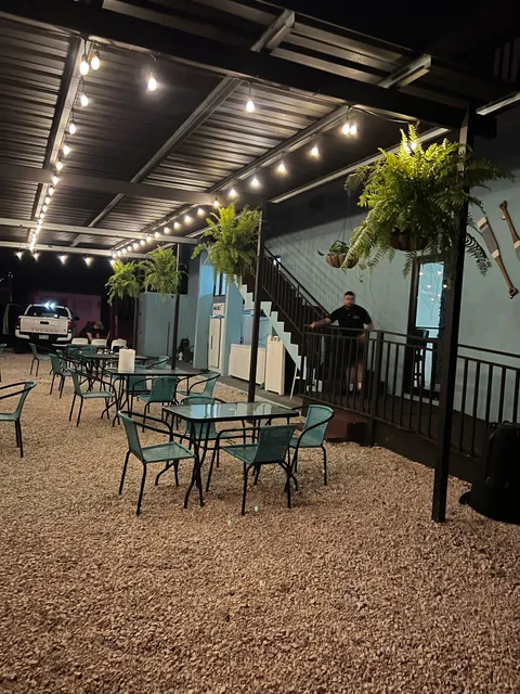 El Desafío Bar & Grill