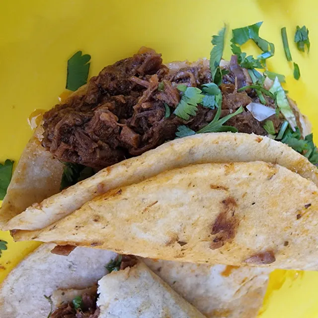 Los Valles Tacos
