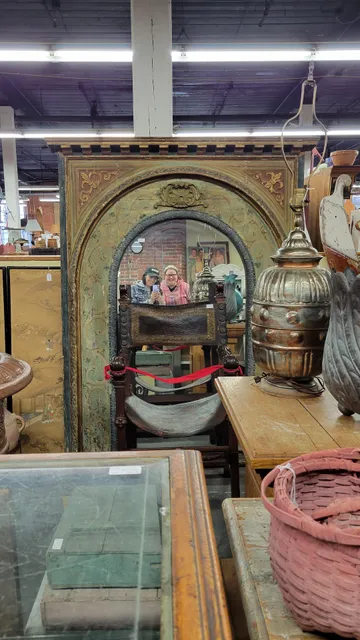 Acushnet River Antiques LLC