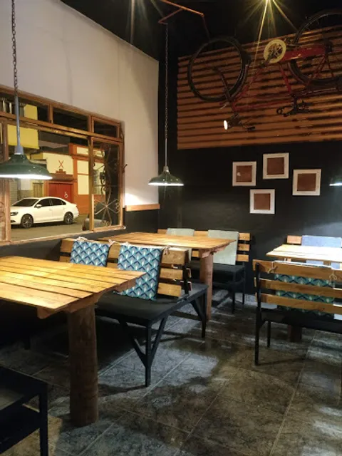 Pepê Gourmet Burger & Chicken