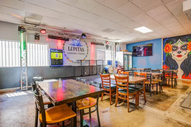 Lupitas Carniceria y Taqueria