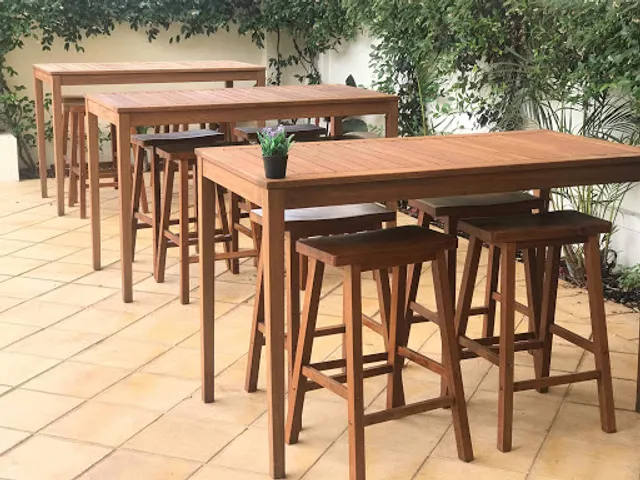 Saifon Thai Restaurant & Take Away