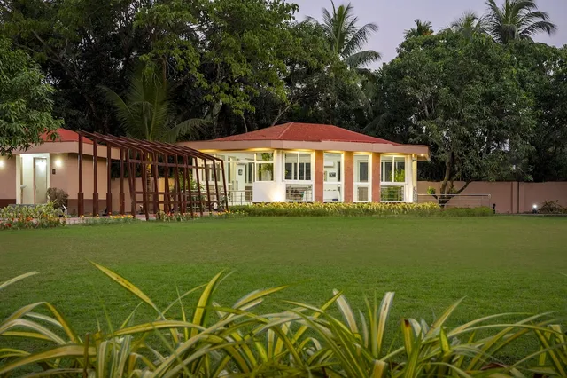 25 Farm House, Vedic Village, Kolkata, amã Stays & Trails