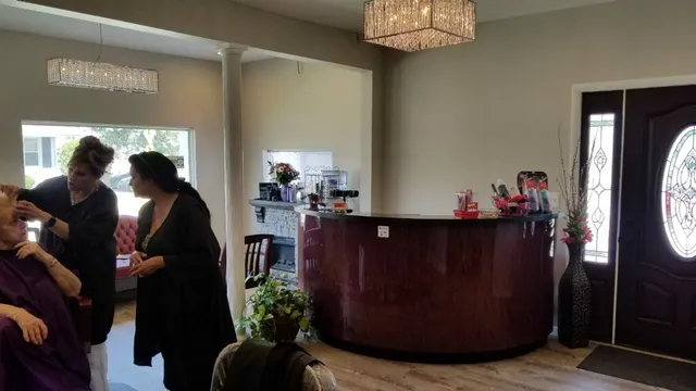 Tracey's Hair & Beauty Salon