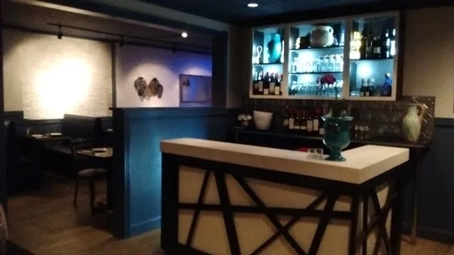 Opa! Gyros Greek Restaurant