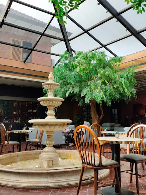 The Grove Cafe Malang