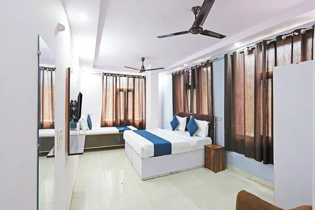 Hotel Raaso Inn Laxminagar BY Arrow