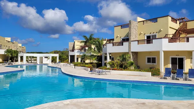 Hotel Las Palmas Beach Resort