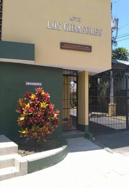 Apartamentos Girasoles