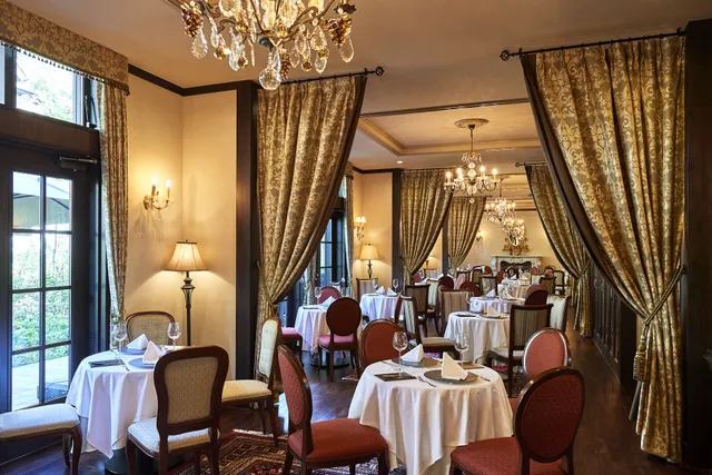 フレンチレストラン Vaas