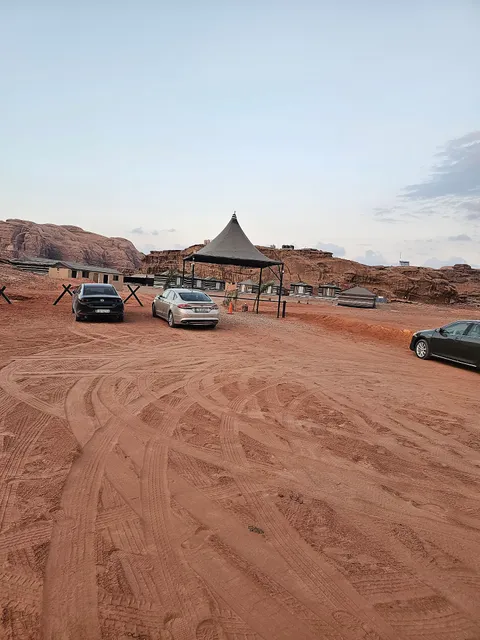 Harir Rum luxury camp