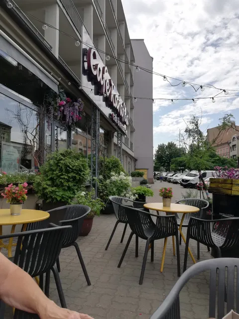 Cafe Karafka Restauracja Kawiarnia