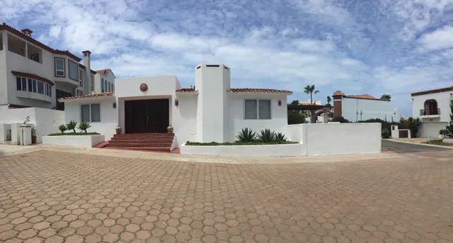 Little beach house bajamar