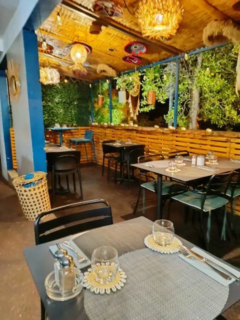 L’atypique montroquefeuil